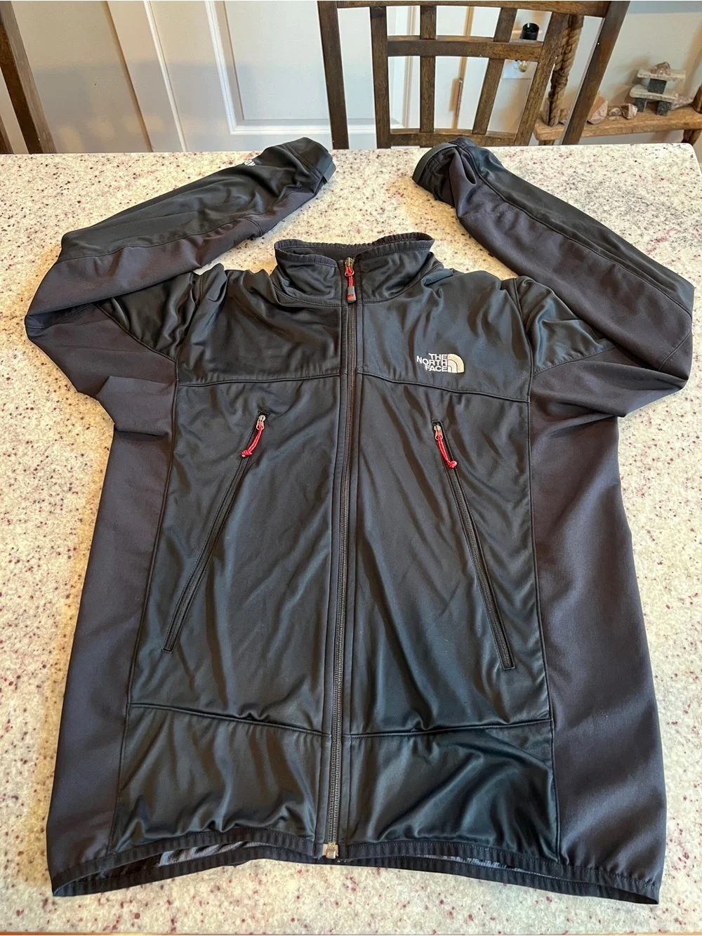 The North Face Softshell Men’s Medium Black Summit Series Windstopper Jacket